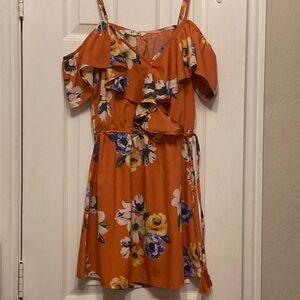 HINT OF BLUSH Women Small Lightweight Flowing FLORAL  MINI-DRESS